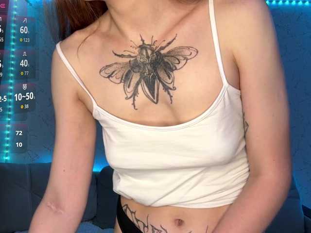 BlondyBun live cam on BongaCams