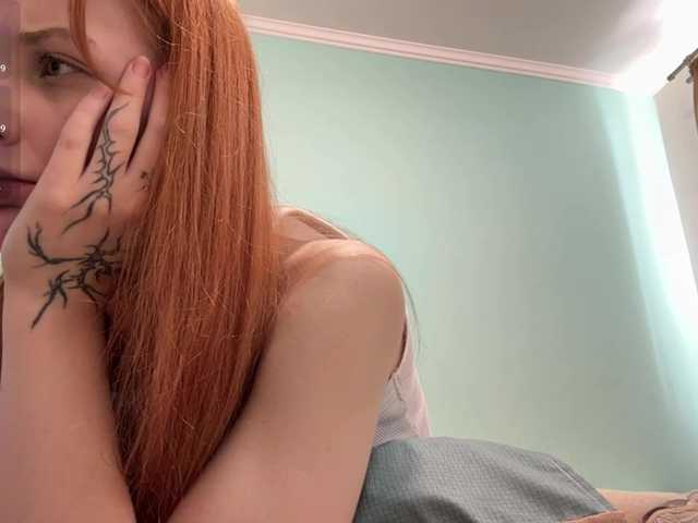 BlondyBun live cam on BongaCams
