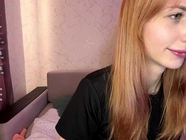 BlondyBun live cam preview
