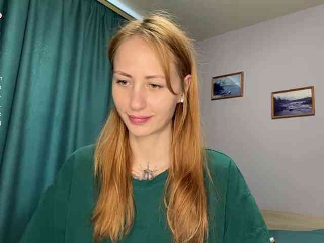 BlondyBun webcam