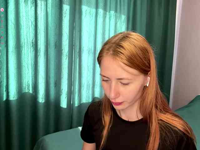 BlondyBun webcam