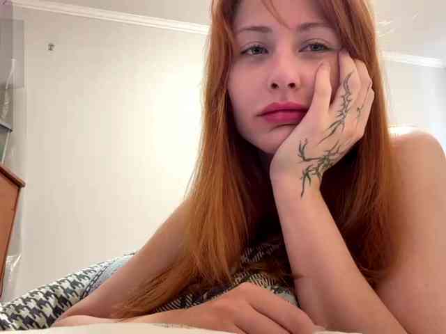 BlondyBun webcam