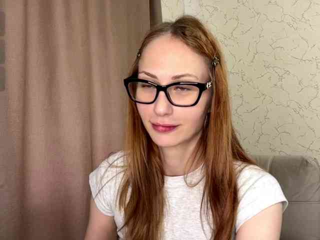 BlondyBun webcam
