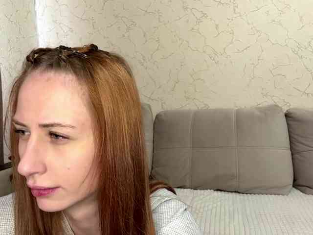 Model: BlondyBun