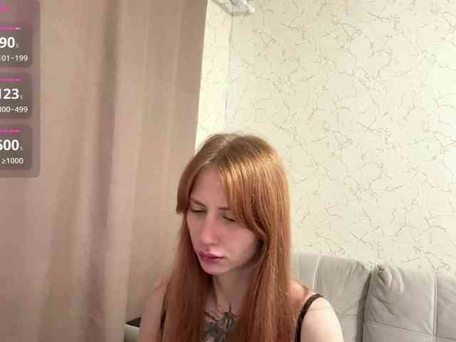 BlondyBun webcam