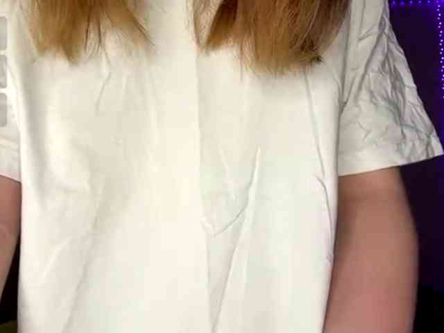 BlondyBun webcam