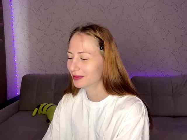 BlondyBun webcam