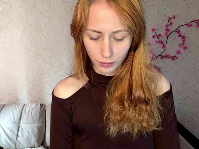 BlondyBun webcam