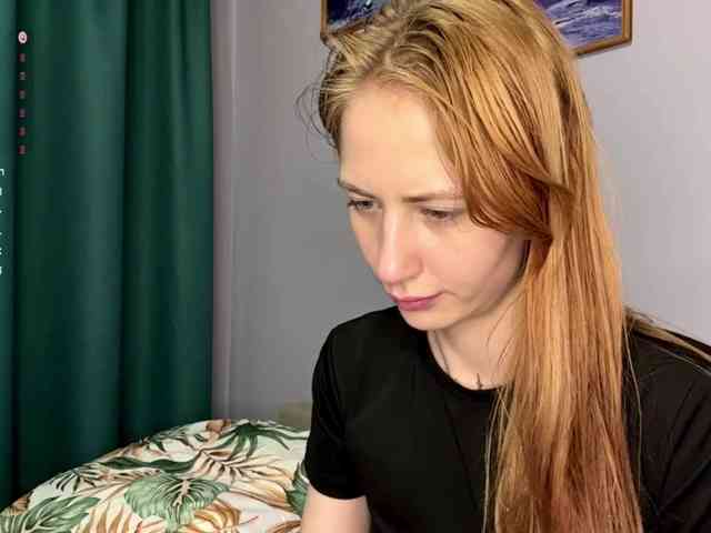 BlondyBun webcam