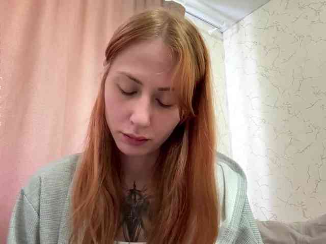 BlondyBun webcam