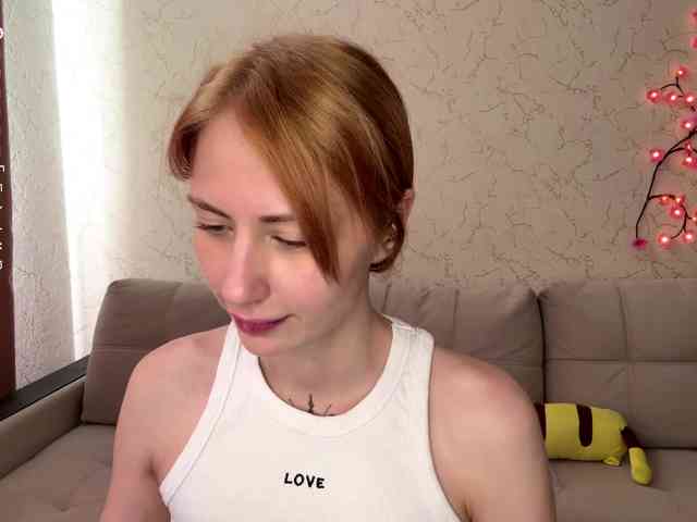 BlondyBun webcam