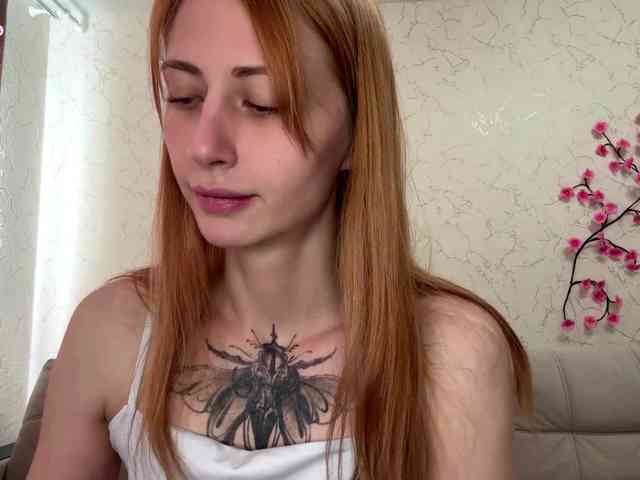 BlondyBun webcam