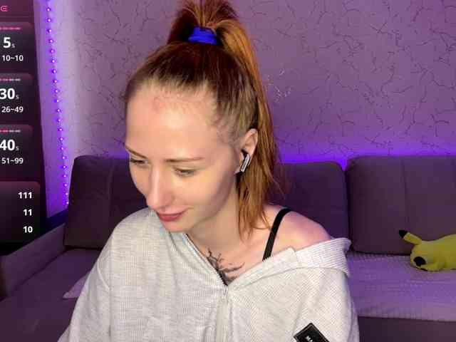 BlondyBun webcam