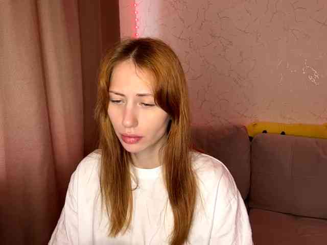 BlondyBun webcam