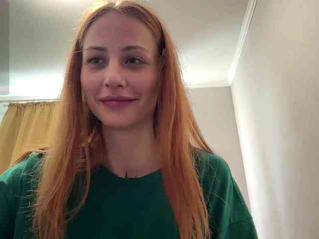 BlondyBun webcam