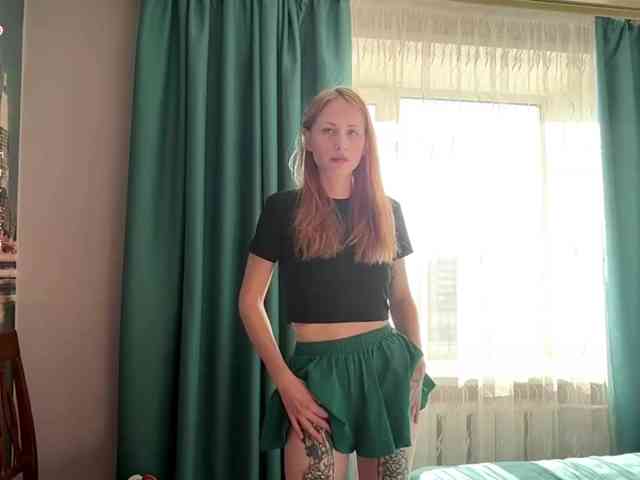 BlondyBun webcam