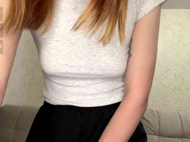 BlondyBun webcam
