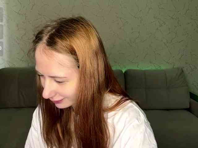 BlondyBun webcam