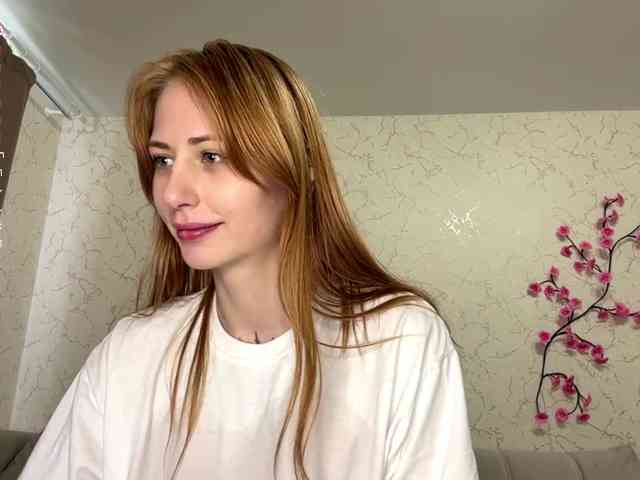 BlondyBun webcam