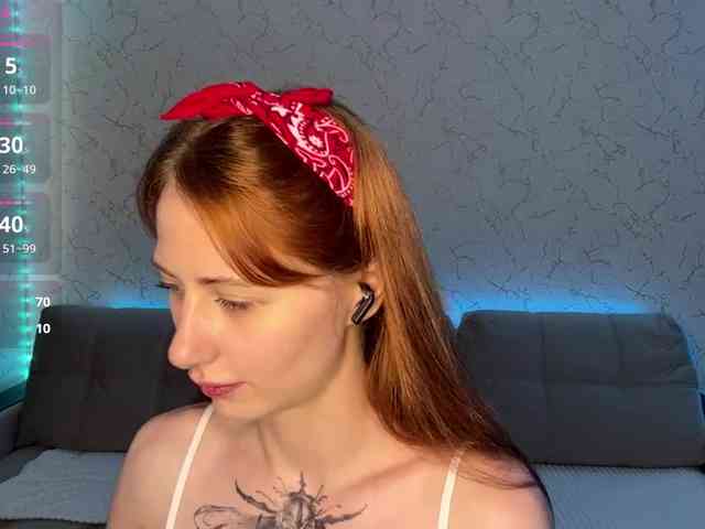 BlondyBun webcam