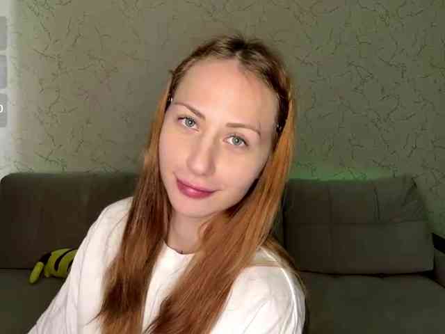 BlondyBun webcam