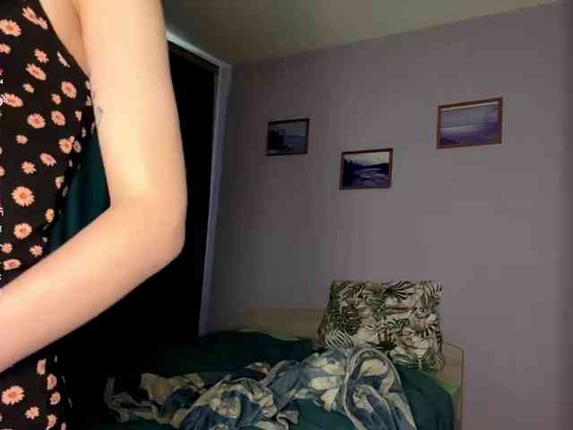 BlondyBun webcam