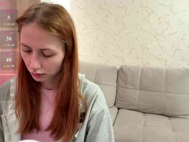 BlondyBun webcam