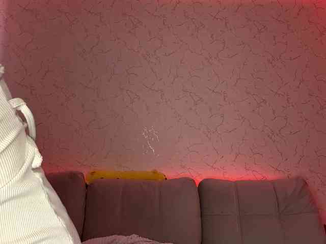 BlondyBun webcam