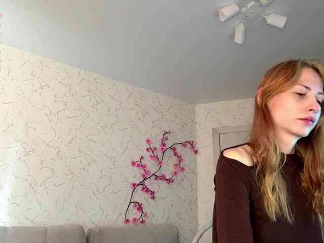 BlondyBun webcam