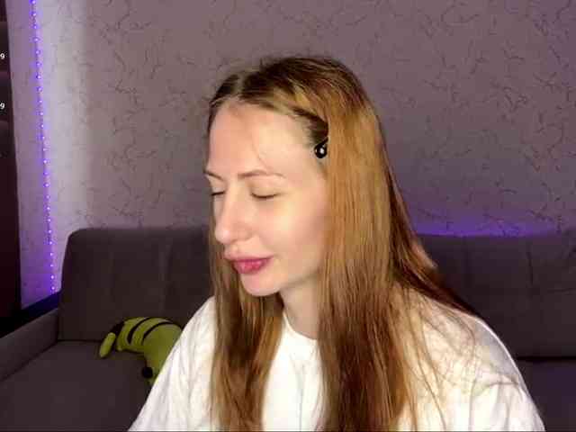 BlondyBun webcam