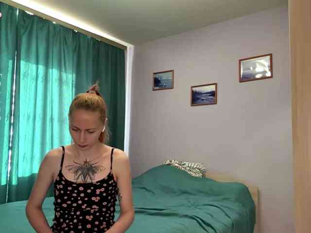BlondyBun webcam