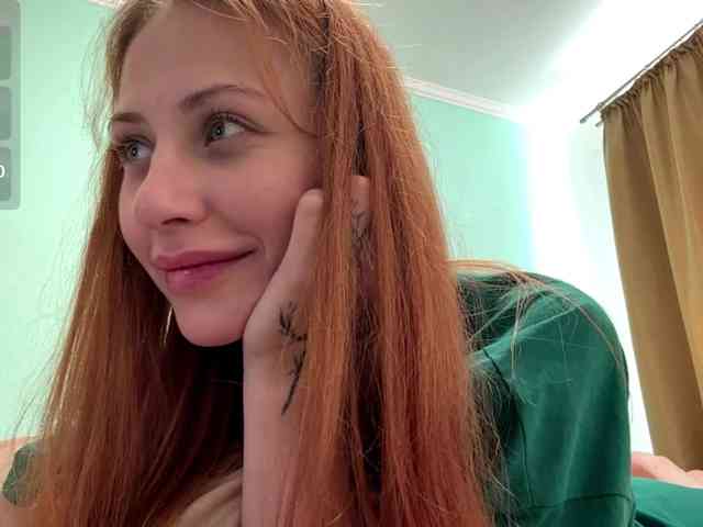 BlondyBun webcam