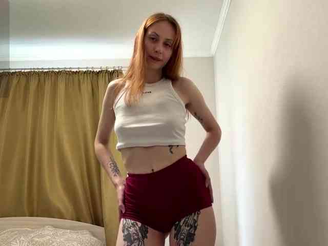 BlondyBun webcam