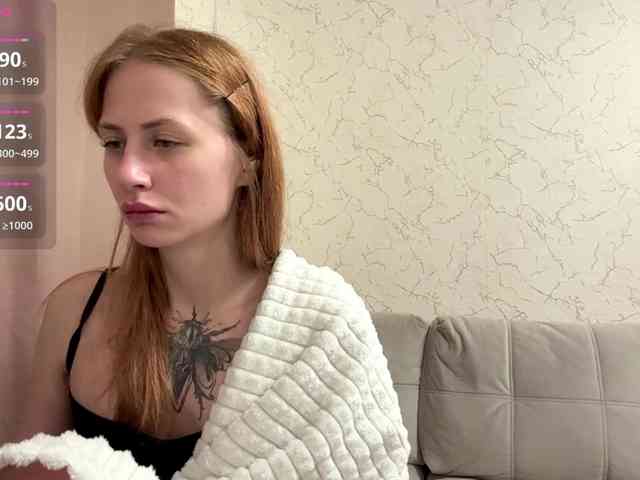 BlondyBun webcam