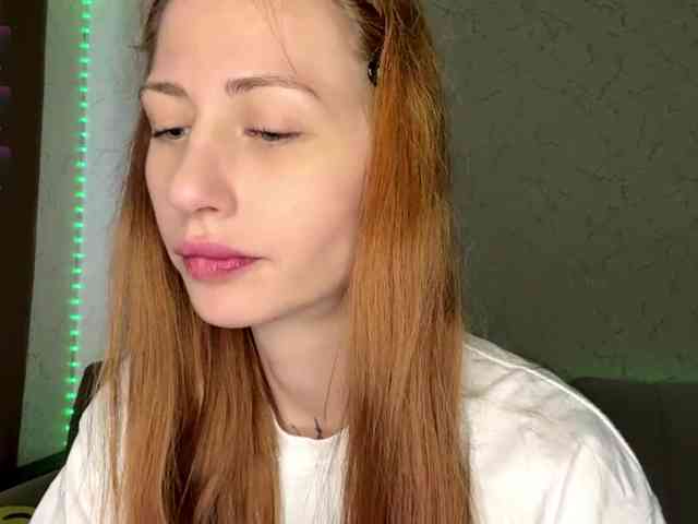 BlondyBun webcam