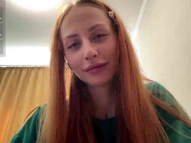 BlondyBun webcam