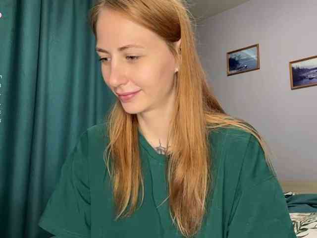 BlondyBun webcam