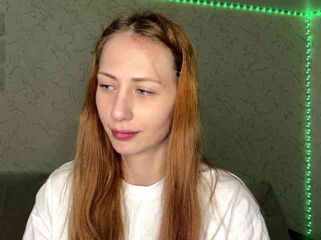 BlondyBun webcam