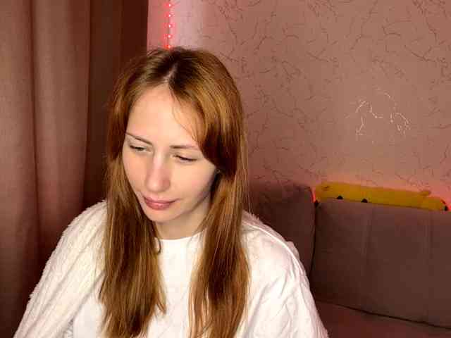 BlondyBun webcam