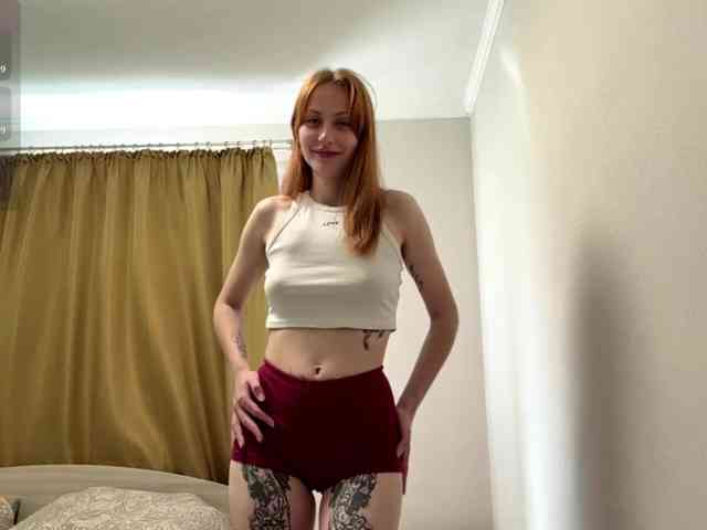 BlondyBun webcam