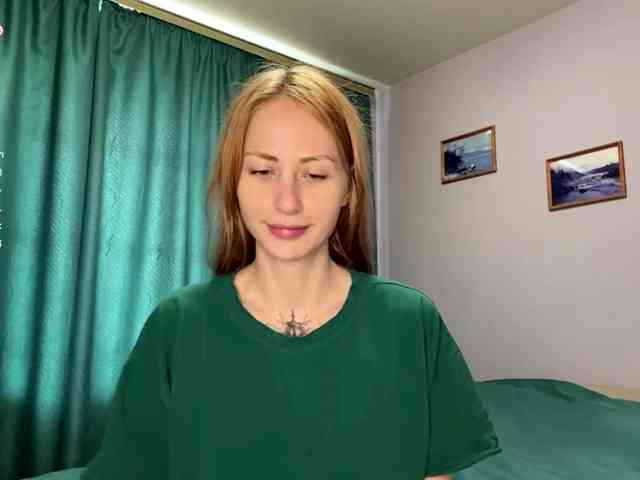 BlondyBun webcam