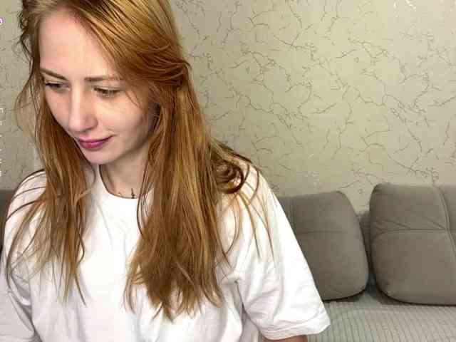 BlondyBun webcam