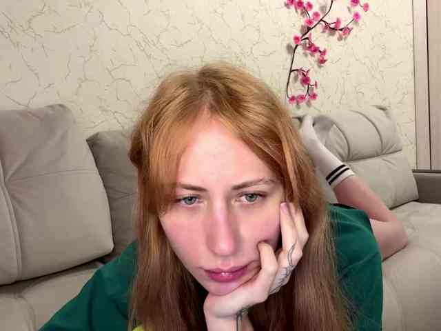 BlondyBun webcam