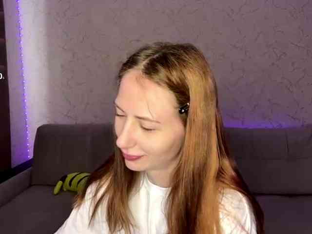 BlondyBun webcam