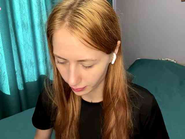 BlondyBun webcam