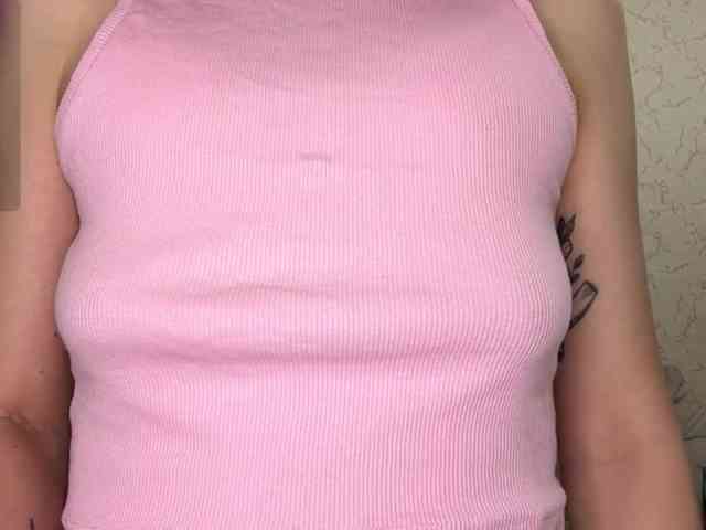 BlondyBun webcam