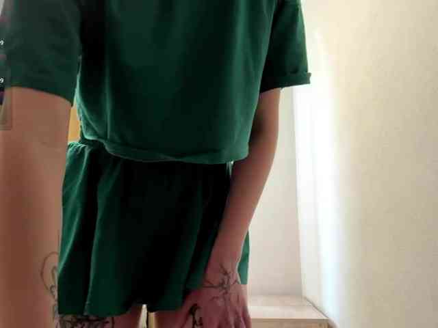 BlondyBun webcam