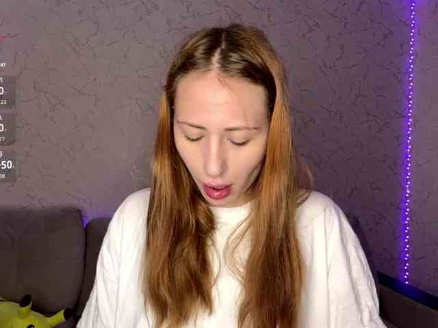 BlondyBun webcam