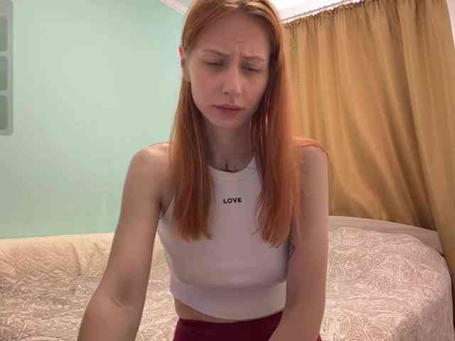 BlondyBun webcam