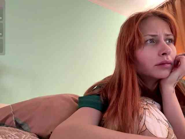 BlondyBun webcam